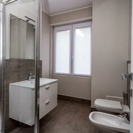Lake Como Apartments-2