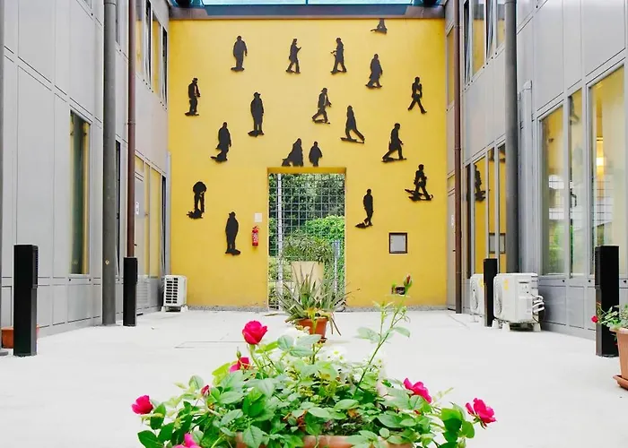 Hotel vicino al College: Appartamenti tra Lago e Montagna CASA IDEALE LECCO